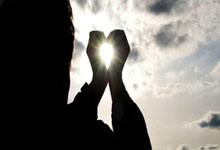 处境微妙！米体：尤文总监琼托利的未来取决于能.