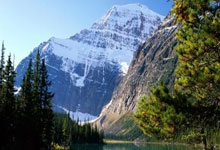 处境微妙!米体:尤文总监琼托利的未来取决于能.